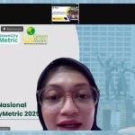 Wali Kota Kediri, Vinanda Prameswati saat mengikuti lokakarya nasional UI Green City Metric secara daring. (Ist)