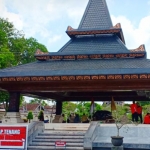 Makam Bung Karno, di Kelurahan Bendogerit Kecamatan Sananwetan, Kota Blitar.