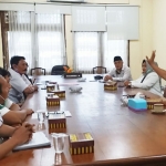 Komisi A DPRD Bangkalan saat rapat dengar pendapat dengan Dispendukcapil, Rabu (15/7/2020).