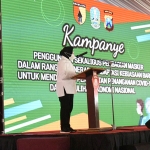 Wali kota Risma saat menghadiri acara Kampanye Penggunaan Sekaligus Pembagian Masker Dalam Rangka Penerapan Adaptasi Kebiasaan Baru di Tugu Pahlawan Surabaya, Kamis (10/9/2020). (foto: ist).