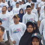 Warga kota Madiun antusias mengikuti kegiatan olahraga bersama dan deklarasi menolak aksi-aksi kerusuhan, Ahad (16/6/2019).