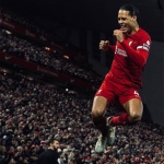  Virgil Van Dijk cetak gol pembuka kemenangan Liverpool atas Wolves pada laga tunda pekan 7