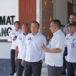 Tenaga Ahli Menteri Imipas, Laksamana Muda TNI (Purn) Rahmad Wahyudi, saat melakukan peninjauan di Lapas Porong.