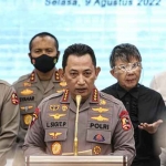 Kapolri Jenderal Listyo Sigit Prabowo di Ruangan Rupatama, Mabes Polri, Jakarta, Jumat (30/9/2022). Foto : ist