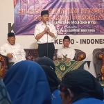 Ketua DPD Demokrat Jatim, Emil Dardak, saat berada di Ponpes Amanatul Ummah, Pacet, Kabupaten Mojokerto.