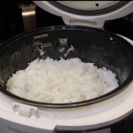 Ilustasi memasak nasi (youtube)
