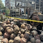 Lokasi kejadian saat truk terbakar di Sokosari, Kecamatan Soko, Kabupaten Tuban, Jumat (14/4/2023).