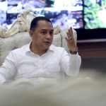 Wali Kota Surabaya Tegaskan Tidak Ada Larangan Takbiran, Namun Tetap Jaga Keamanan dan Ketertiban. Foto: Ist