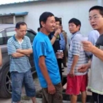 Para tenaga kerja ilegal asal Cina ditangkap petugas Dinas Tenaga Kerja Riau, Rabu (18/1).