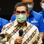 Kuasa Hukum DPP Partai Demokrat, Hamdan Zoelva memberikan keterangan pers terkait putusan PTUN Jakarta. foto: istimewa