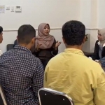 Anggota DPD RI, Lia Istifhama, saat menerima kunjungan Pengurus Ruang Kolaborasi Pemuda.