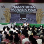 Ratusan calon jemaah haji di Kabupaten Tuban mengikuti pemantapan manasik haji yang digelar PT SIG Pabrik Tuban