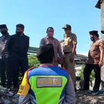 Komisi I DPRD Kabupaten Pasuruan saat melakukan sidak ke Pasar Gondanglegi, Kecamatan Beji, Kabupaten Pasuruan.