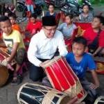 Anak-anak di Banyuwangi mahir alat musik tradisional.