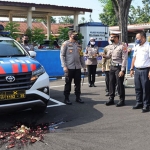 Kapolres Pasuruan, AKBP Erick Frendriz, saat meresmikan mobil INCAR.