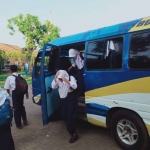 Angkutan gratis untuk anak sekolah kurang mampu di Kabupaten Pasuruan.