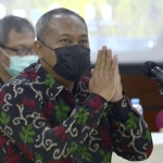 Plh. Wali Kota Surabaya Hendro Gunawan menghadiri Konsolidasi dan Sosialisasi Kepalangmerahan PMI, Rabu (24/2/2021). (foto: ist)