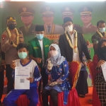 Vaksinasi yang digelar Pabrik Rokok Ratoh Ebuh bersama GP Ansor Pamekasan dihadiri Bupati Baddrut Tamam.