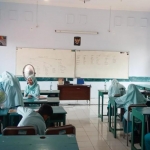 Ruang kelas yang digunakan kegiatan belajar mengajar oleh siswa reguler SMAN 1 Taruna Madani.
