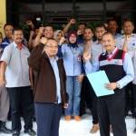 Federasi Serikat Pekerja Anak Perusahaan (FSPAP) Semen Indonesia memberikan dukungan pembangunan pabrik Rembang terus berjalan. foto: SYUHUD/ BANGSAONLINE