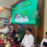 Wali Kota Eri Cahyadi saat memberi sambutan di tasyakuran PCNU Surabaya