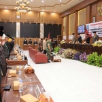 Suasana Rapat Paripurna yang digelar DPRD Kota Probolinggo untuk mendengarkan pidato Presiden Jokowi menjelang HUT Kemerdekaan RI yang ke-77.
