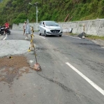 Perbaikan tanggap darurat terus dilakukan di Km 226 Kecamatan Sahung, Kabupaten Ponorogo.