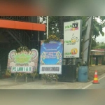 Karangan bunga ucapan selamat dari beberapa pejabat.