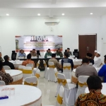 Kapolres Jombang saat memimpin Forum Group Discussion (FGD) di Ruang Swagata Pendopo Pemkab Jombang.