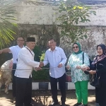 Penyembelihan hewan kurban saat Idul Adha 2024 di Unipra Surabaya.