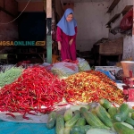 Harga cabai besar dan keriting di Jatim masih naik. Foto: Sulthon/Bangsaonline.