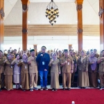 Foto bersama usai sosialisasi SPMB Kota Mojokerto