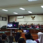 Sidang kasus pemotongan insentif ASN di BPPD Sidoarjo.
