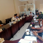 Sejumlah pengusaha properti saat mengikuti rapat dengar pendapat dengan Komisi III DPRD Kota Probinggo.