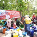 Bantuan yang dikirim PMI Kabupaten Pasuruan untuk salah satu desa terdampak di Kecamatan Winongan.