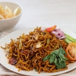 Cara Membuat Mi Goreng Aceh, Tekstur Nyemek dan Bumbu Meresap. Foto: Ist