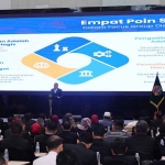 Wamen ATR/BPN saat memberi sambutan.