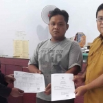 Masyarakat penerima dokumen adminduk di Kabupaten Kediri. Foto: Ist