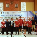 Foto bersama antara Ketua Umum PB ABTI bersama Rektor ITS Surabaya beserta pengurus dan panitia lokal ASEAN University Games 2024.