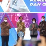 Presiden Joko Widodo saat meluncurkan Kartu Kredit Pemerintah Domestik (KKP Domestik) pada hari ini, Senin (29/8/2022) di Jakarta.