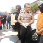 Kapolres Malang Kota AKBP. Dr.Hoirudin Hasibuan saat rilis di Mapolres, Kamis (09/11).