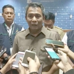 Kepala Dinas Sosisal Kota Surabaya Supomo saat jumpa pers di kantor Humas Pemkot Surabaya, Selasa (30/7/2019). foto: YUDI A/ BANGSAONLINE