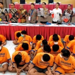 Tersangka yang terjaring Operasi Pekat Semeru 2025. (Ist)