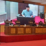 Wali Kota Pasuruan Saifullah Yusuf ketika menyampaikan nota keuangan Perubahan APBD tahun 2023 dalam rapat paripurna.