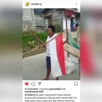 Sebuah video heroik Mama Papua yang membawa bendera merah putih menginspirasi Gubernur Jatim untuk menguploadnya ke akun instagram @khofifah.ip.