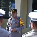 Wakapolres Madiun Kota, Kompol Supiyan saat memimpin apel pagi di Mapolres Madiun Kota