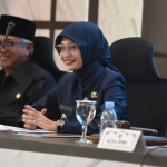 Wali Kota Kediri Vinanda Prameswati (tengah) bersama Wawali Gus Qowim (Ist).
