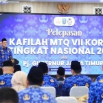 Pj Gubernur Jatim, Adhy karyono saat menyampaikan pesannya kepada kontingen kafilah Musabaqah Tilawatil Quran (MTQ) VII Korps Pegawai Republik Indonesia