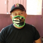Sutrisno, salah seorang pedagang sembako di Pasar Minulyo, Pacitan.