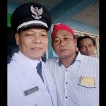 Wariyanto (kanan) bersama adiknya, Johan, usai pelantikan Kepala Desa Munggugebang tahun 2019 silam. foto: ist.